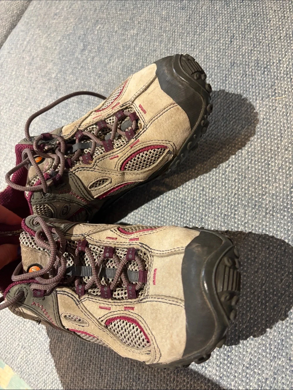 Merrell chameleon arc wind hiking shoes! 7.5